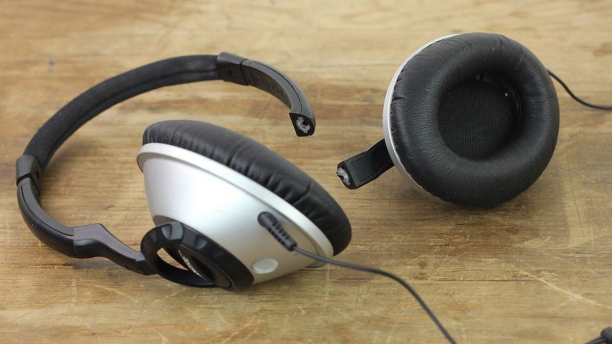 How To Fix Faulty Headphones - Bemwireless