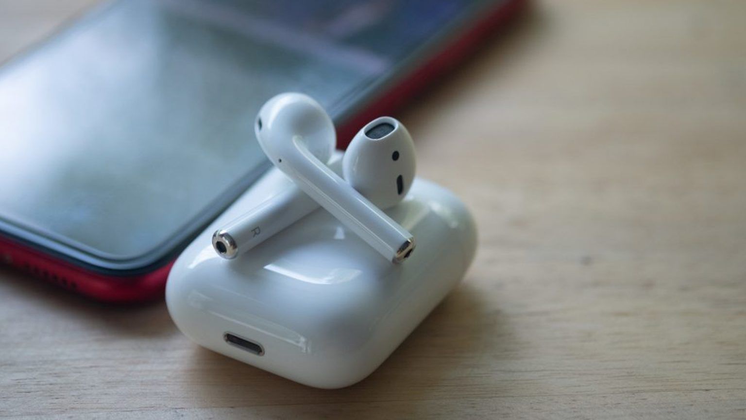 How To Store Earbuds Bemwireless